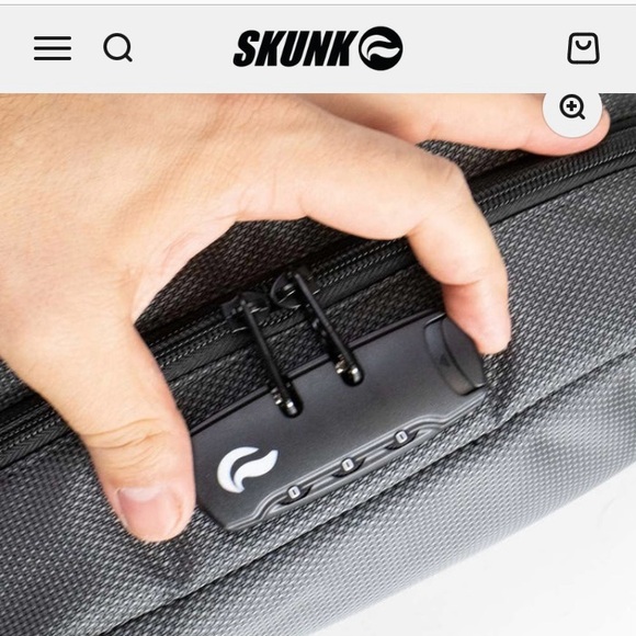 Skunk -Odor Protection-Skunk car / travel locking bag 
SKUNK Sk9   nwt - Picture 3 of 11